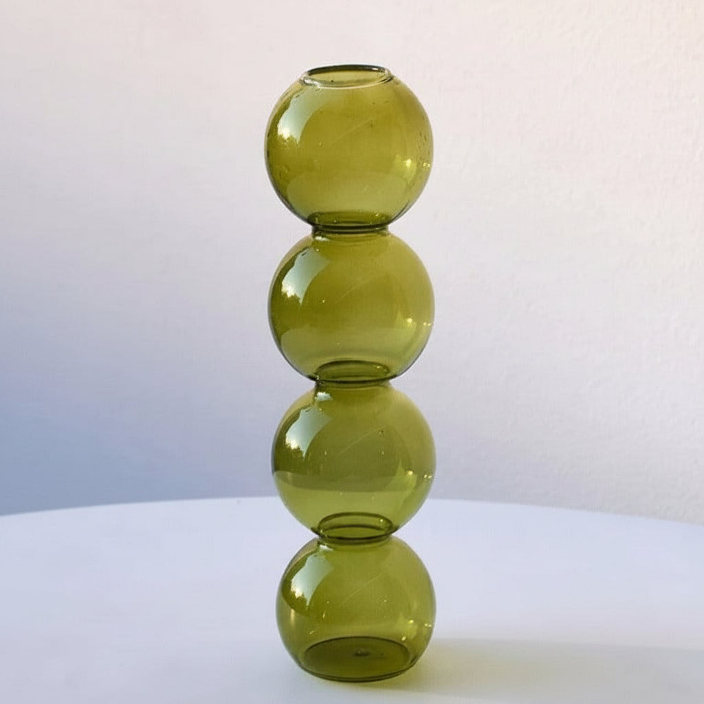 Vase in Form einer abstrakten Kugel